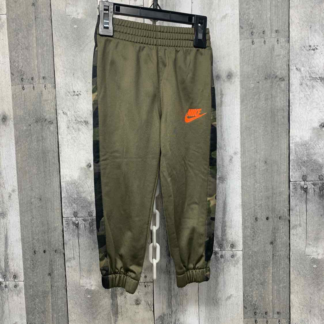 Size 2T Green Sport Brand Athletic Pants