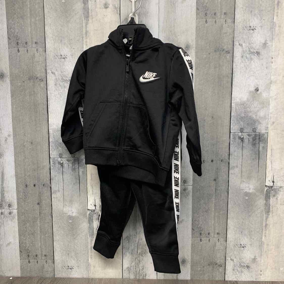 Size 18 Months Black/White Sport Brand Jacket/Pants