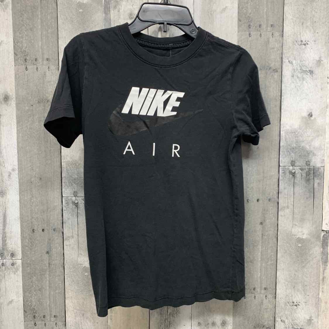 Size Medium Black Graphic Sport Brand T Shirt