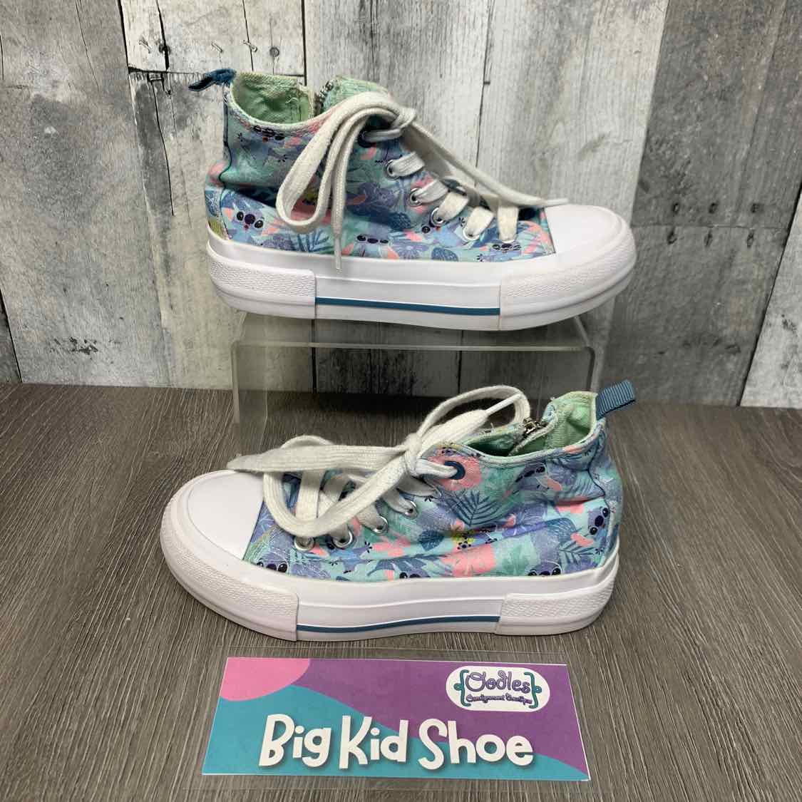 Size 1 Blue/White Disney Sneakers