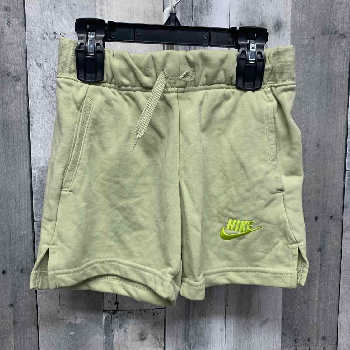 Size Medium Green Sport Brand Shorts - OodlesCB