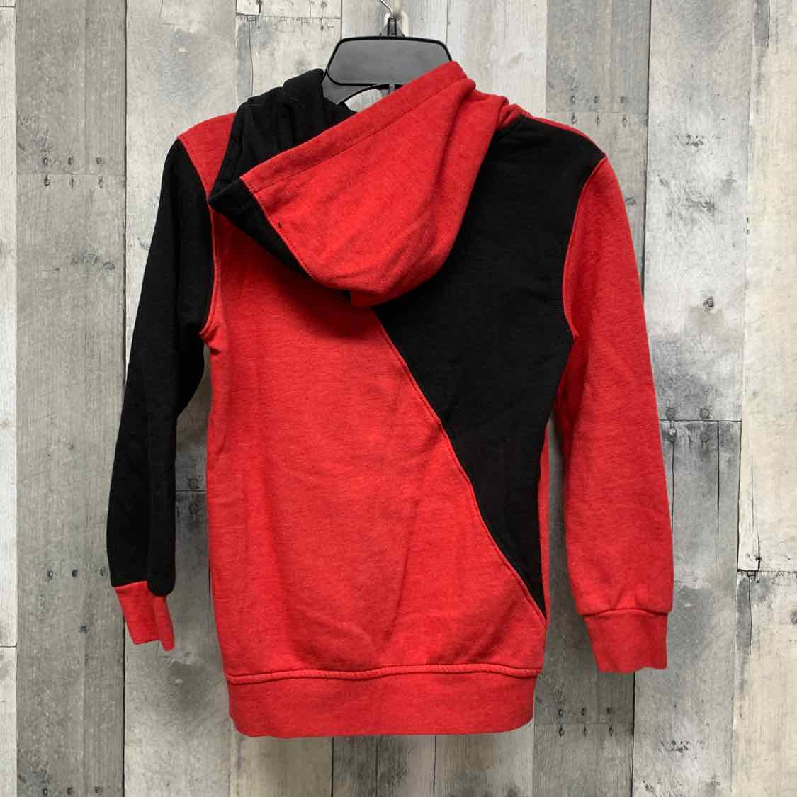 Size 7/8 Black/Red Marvel Pull Over