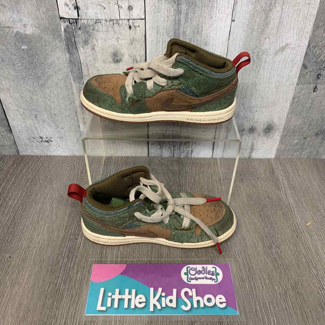 Size 10 Green/Brown Sport Brand Sneakers