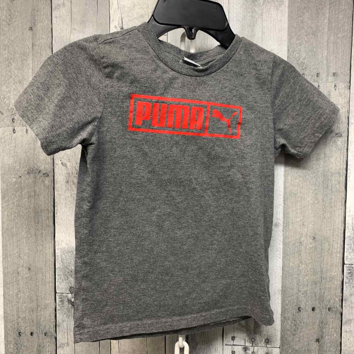Size 6 Gray/Red Puma T Shirt