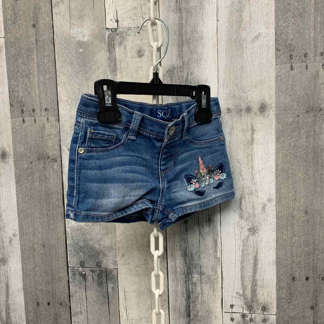 Size 3T Denim Squeeze Shorts