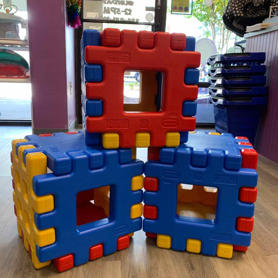 Little Tikes Red/Blue Blocks