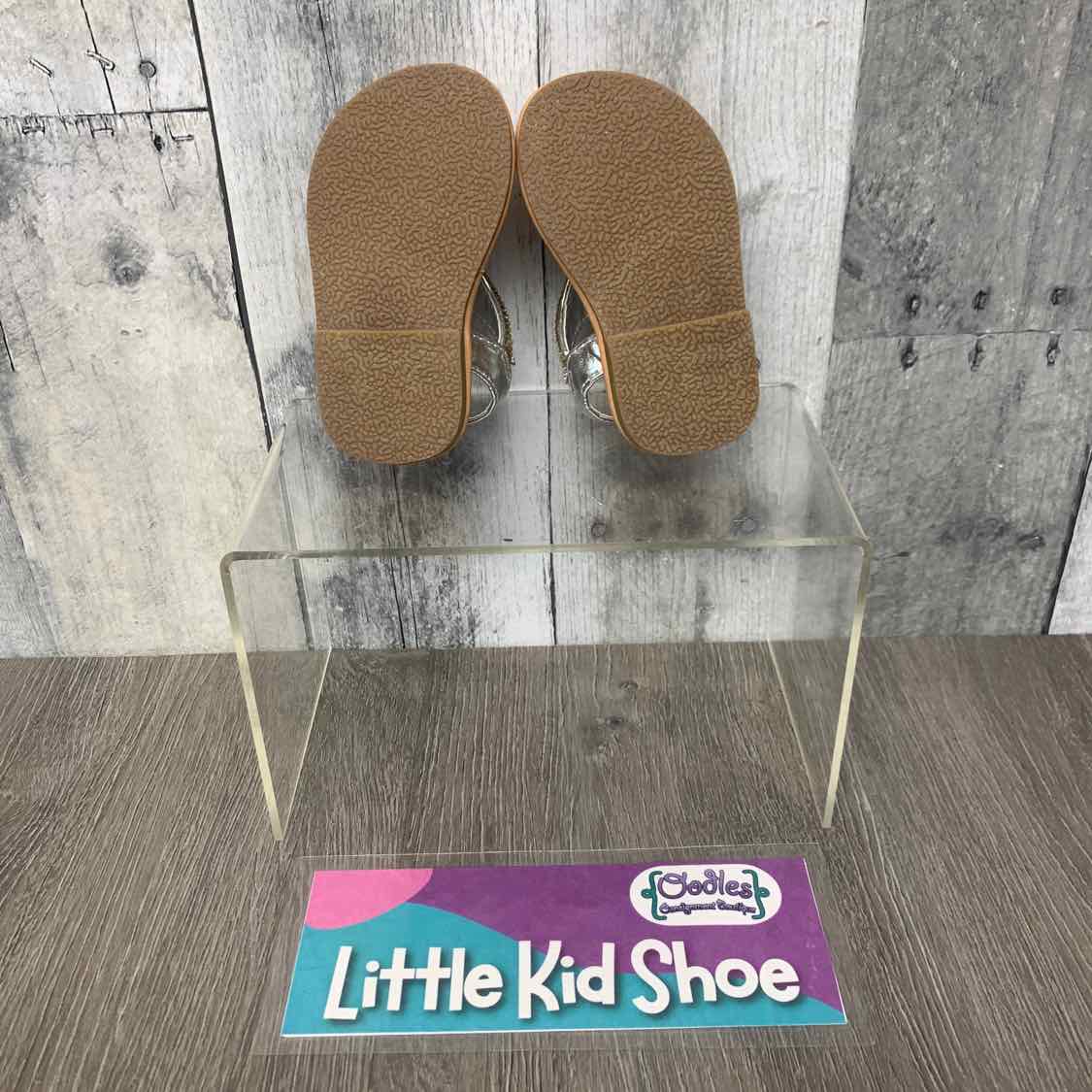 Size 3 Silver Rugged Bear Sandals