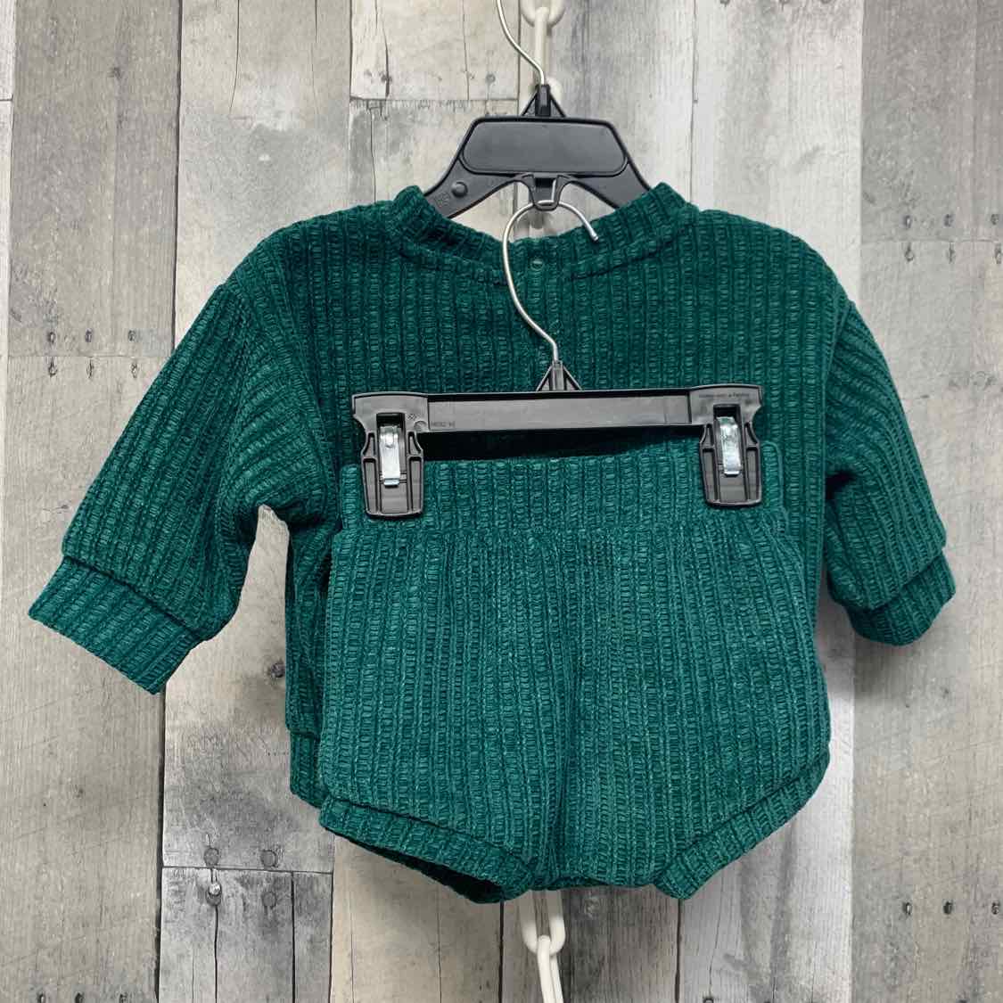 Size 6-9 Months Green Cat & Jack Shirt/Shorts