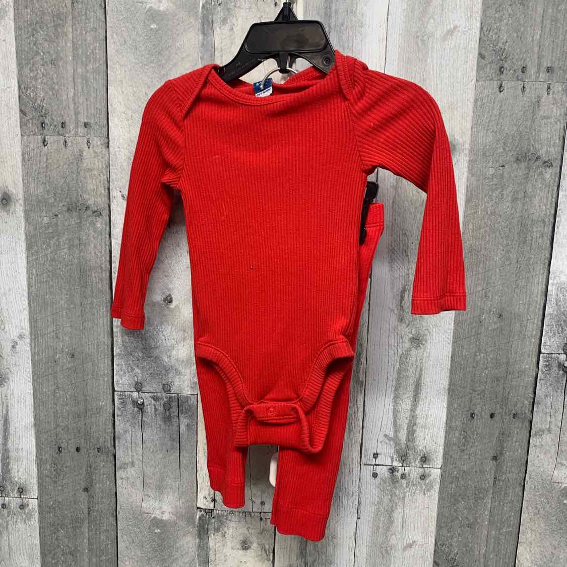 Size 6-12 Months Red Old Navy Shirt/Pants