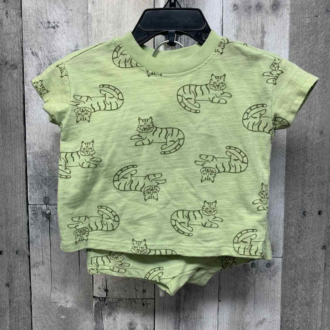 Size 3-6 Months Green Print Cat & Jack Shirt/Shorts