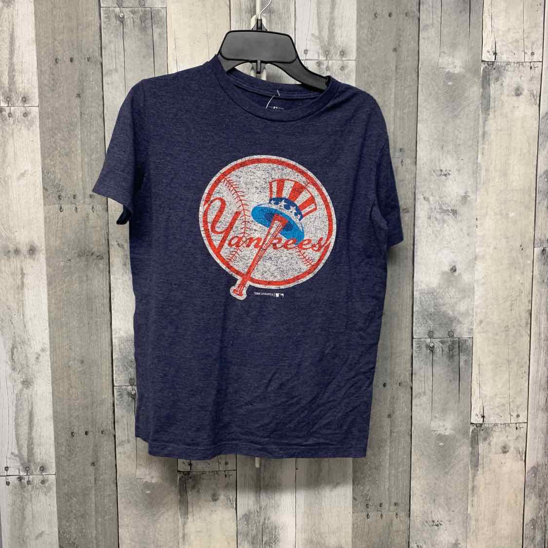 Size 10/12 Navy Graphic B Brand T Shirt