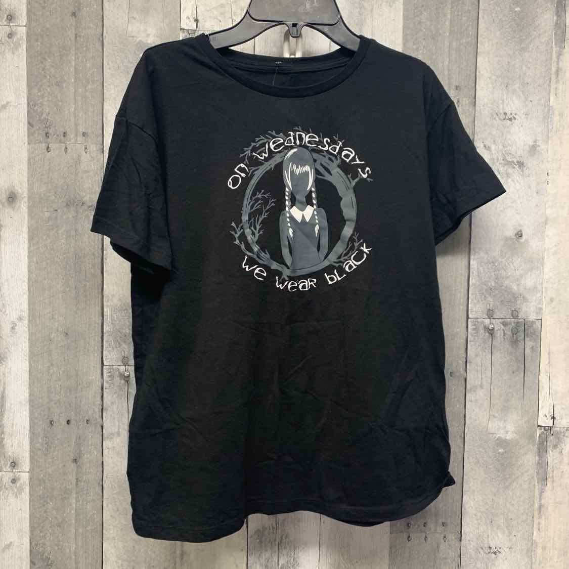 Size 14/16 Black/Gray B Brand T Shirt