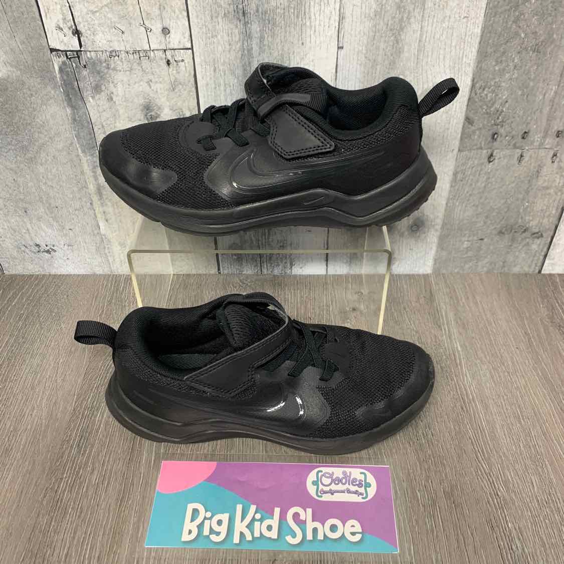 Size 2 Black Sport Brand Sneakers