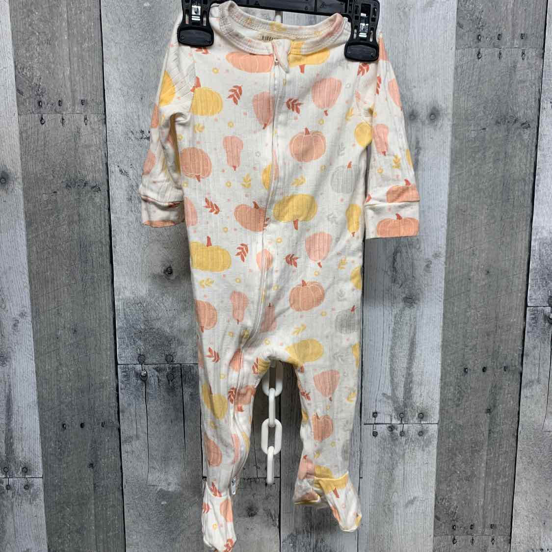Size 6-9 Months White Print Rabbit Moon Footy PJs