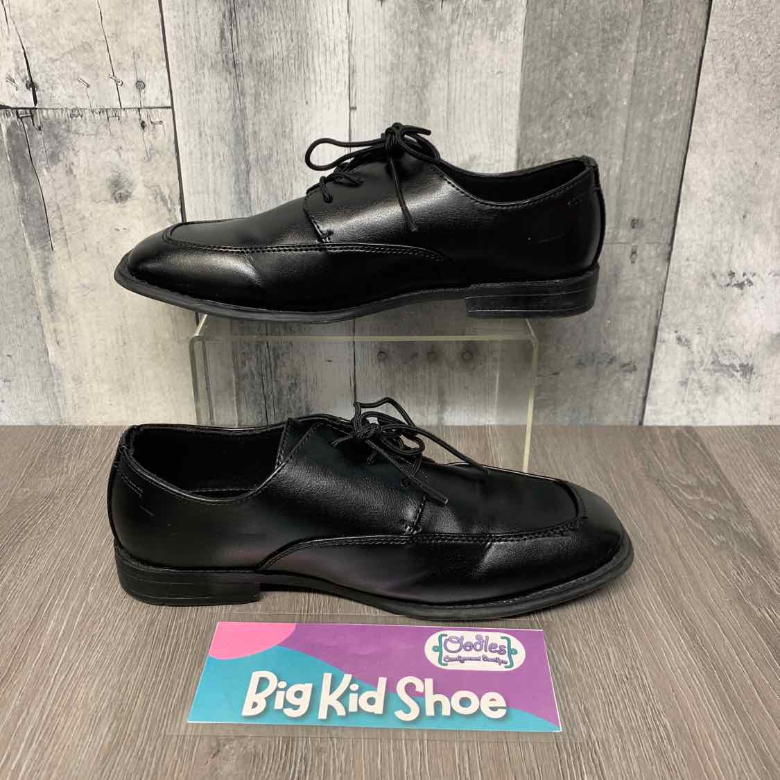 Size 6 Black Sonoma Dress Shoes
