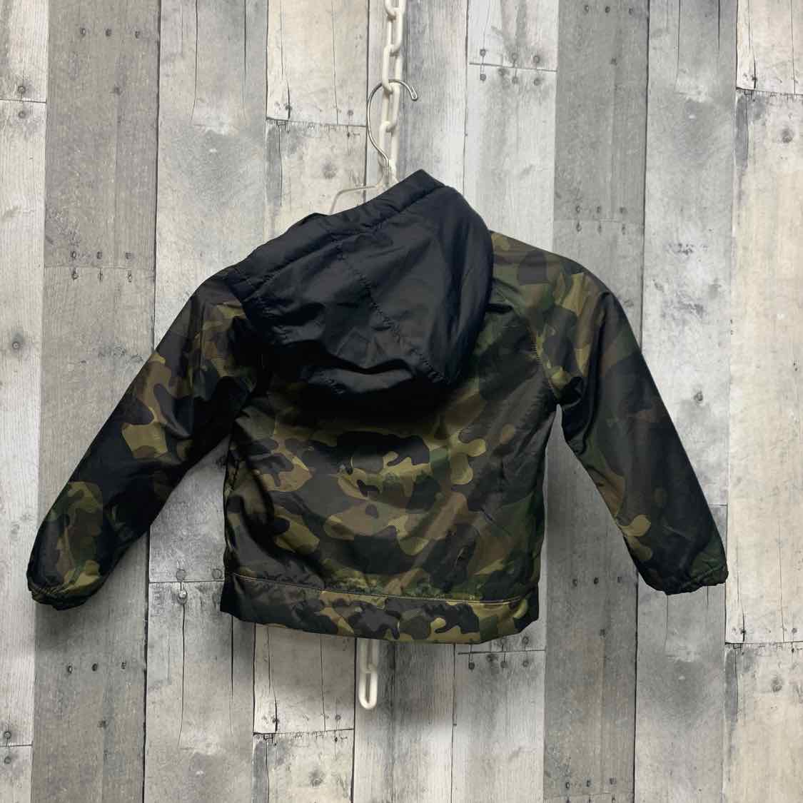 Size 2T Green Camo Sport Brand Heavy Jacket