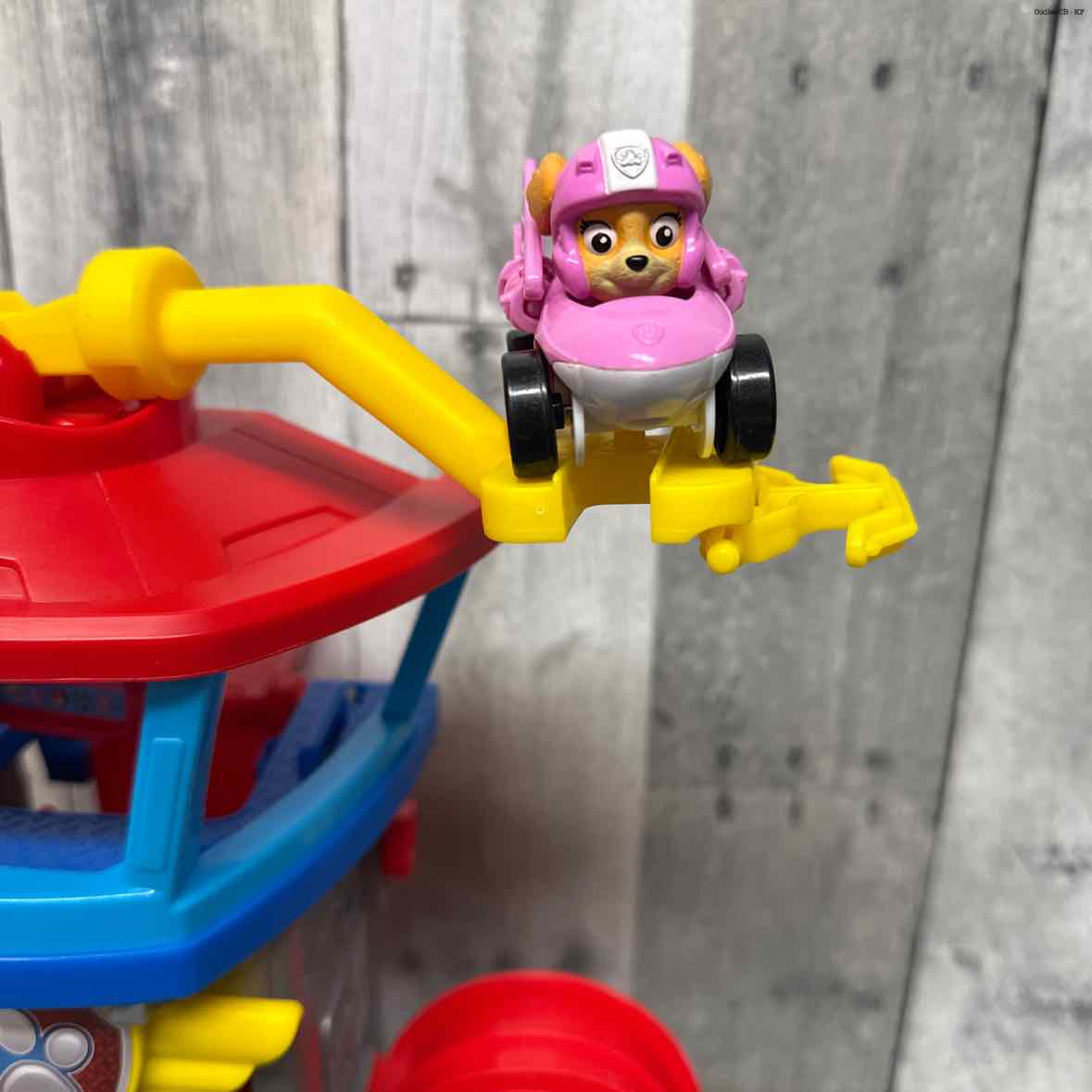 Paw Patrol Red/Blue Misc Playset