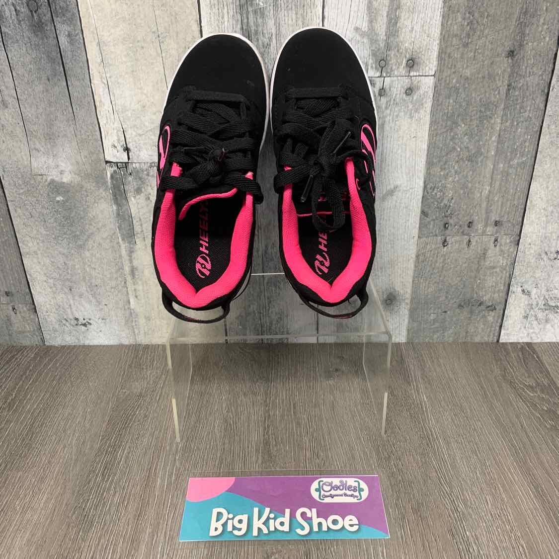 Size 2 Black/Pink Heelys Skate Shoes