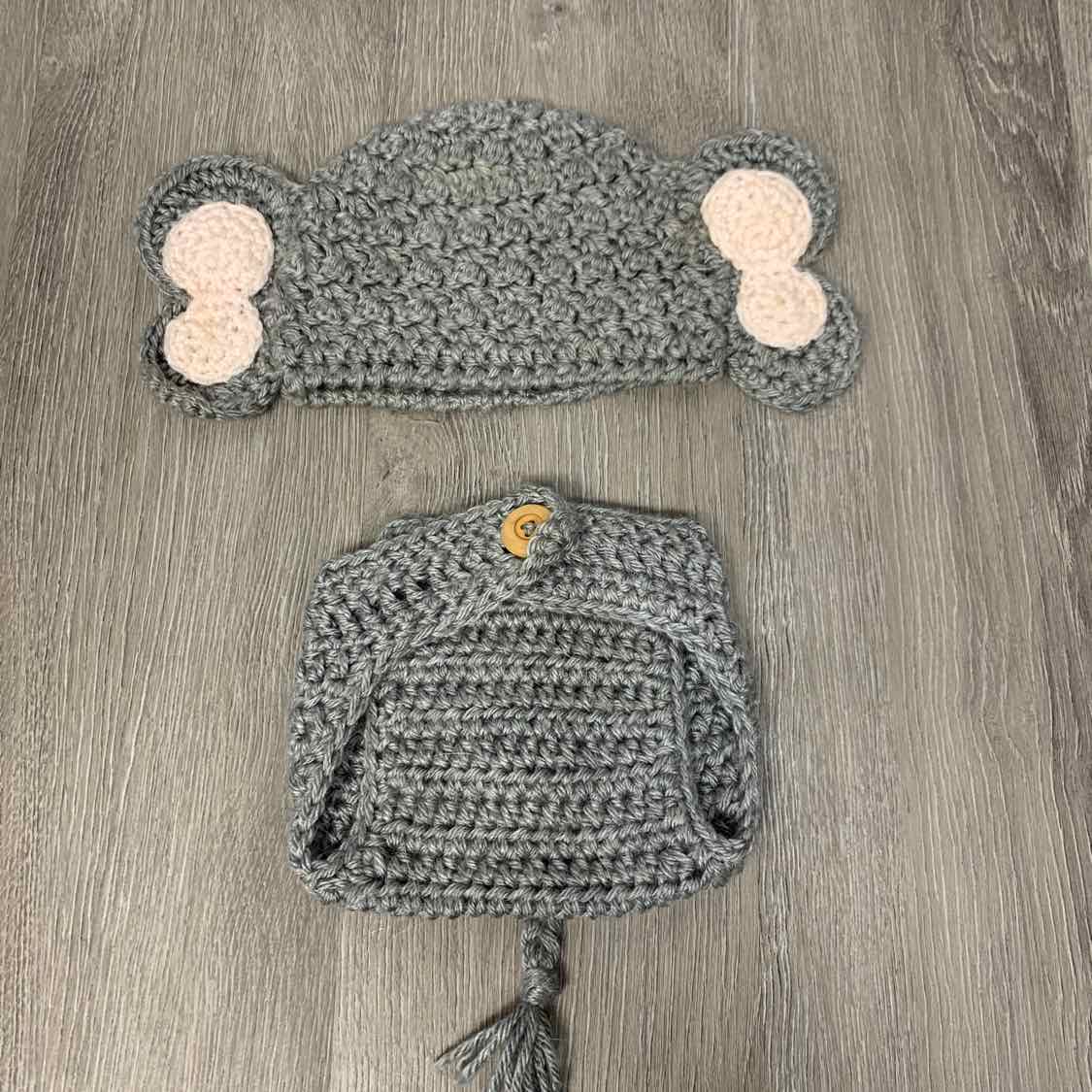 Generic Gray Photo Prop