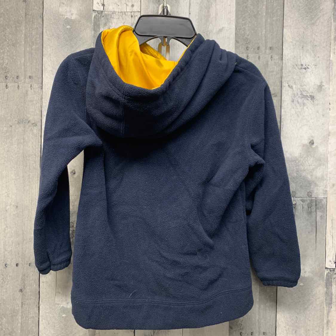 Size 6/7 Navy/Yellow Athletic Works Pull Over