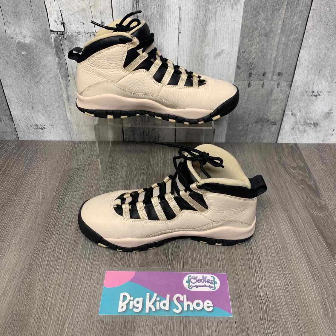 Size 4.5 Tan/Black Sport Brand Sneakers