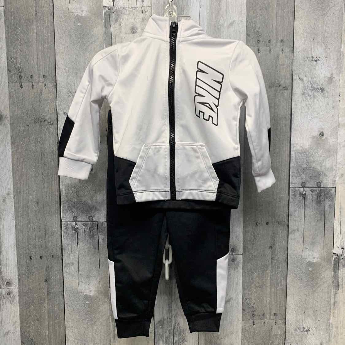 Size 18 Months White/Black Sport Brand Jacket/Pants