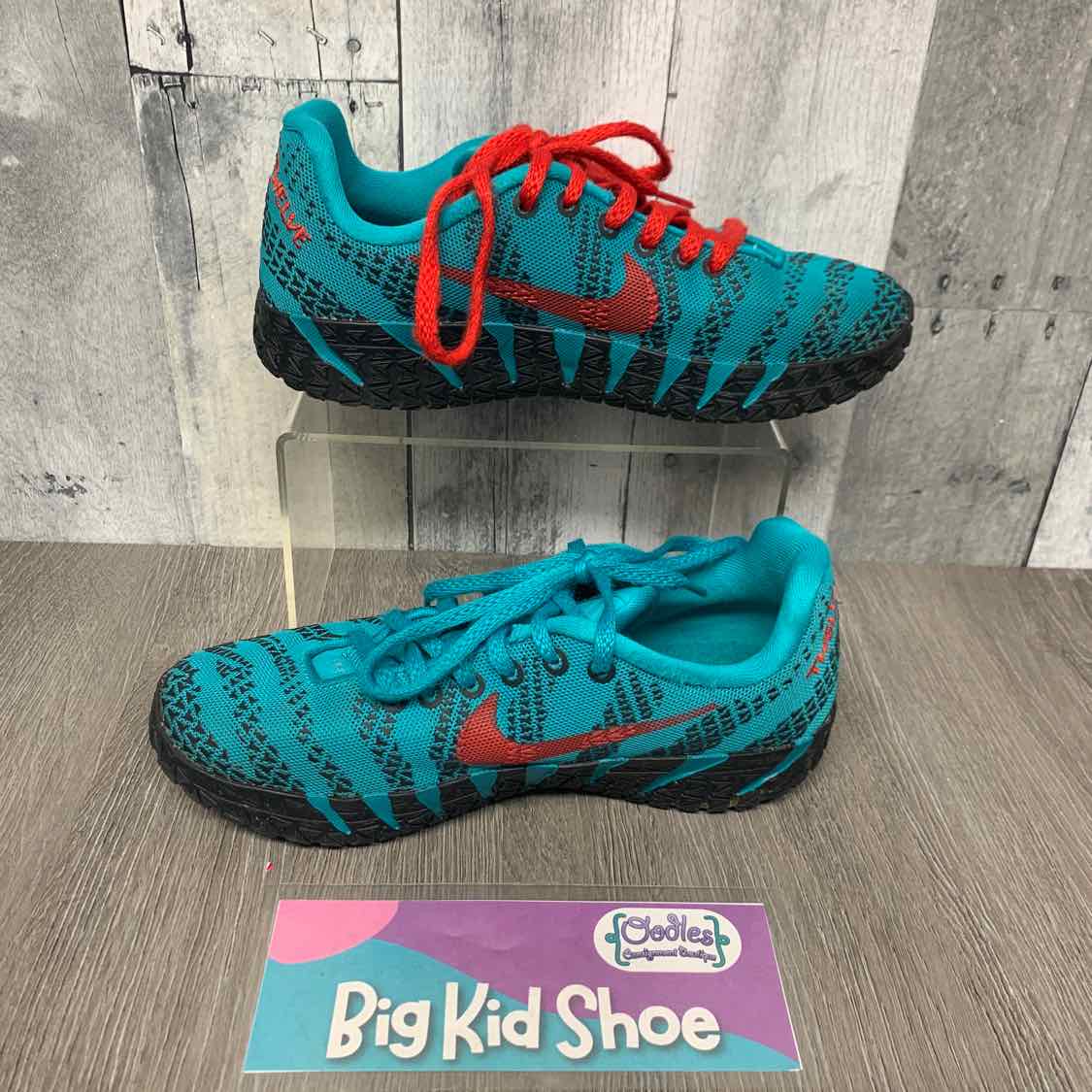 Size 3.5 Teal/Black Sport Brand Sneakers