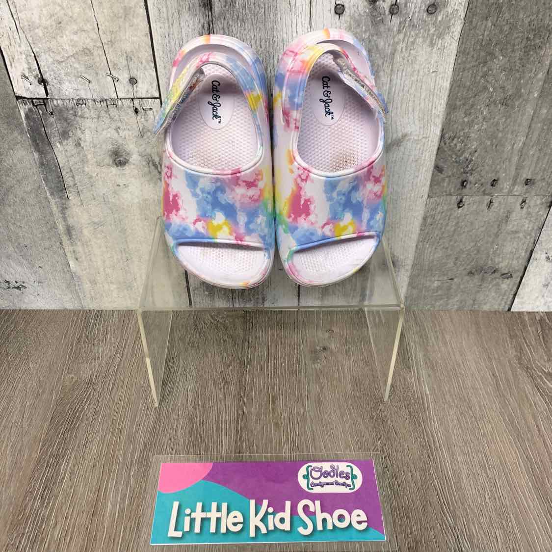 Size 8 White/Blue Cat & Jack Sandals