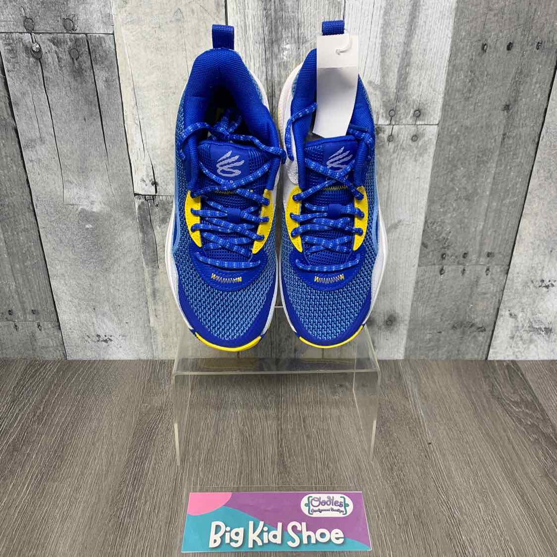 Size 5 Blue/Yellow Sport Brand Sneakers