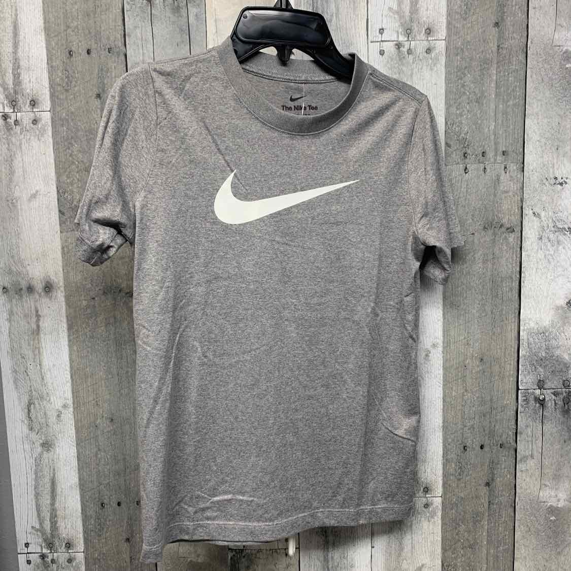 Size Medium Gray Graphic Sport Brand T Shirt