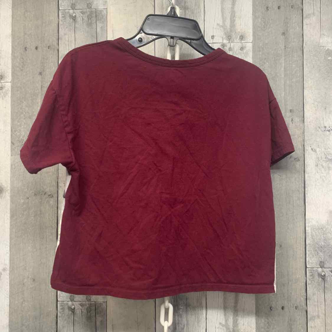 Size Medium Burgundy/Gray Justice T Shirt
