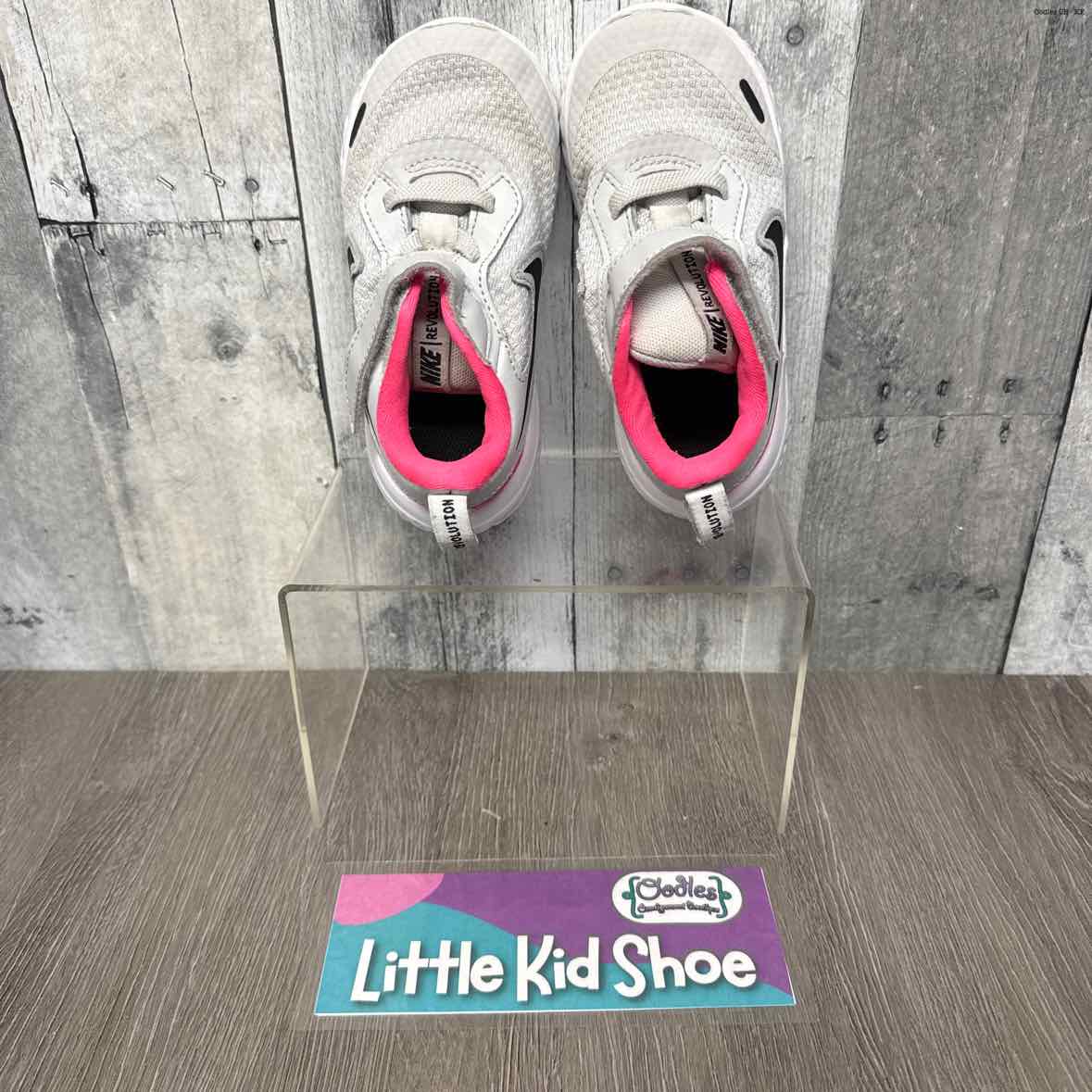 Size 8 Gray/Pink Sport Brand Sneakers