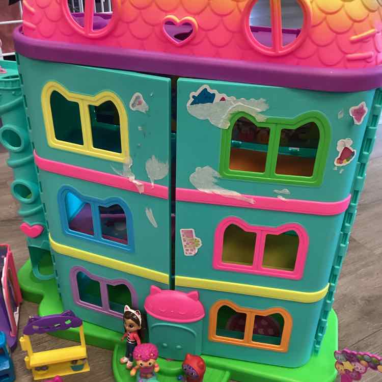 DreamWorks Teal/Purple Misc Playset
