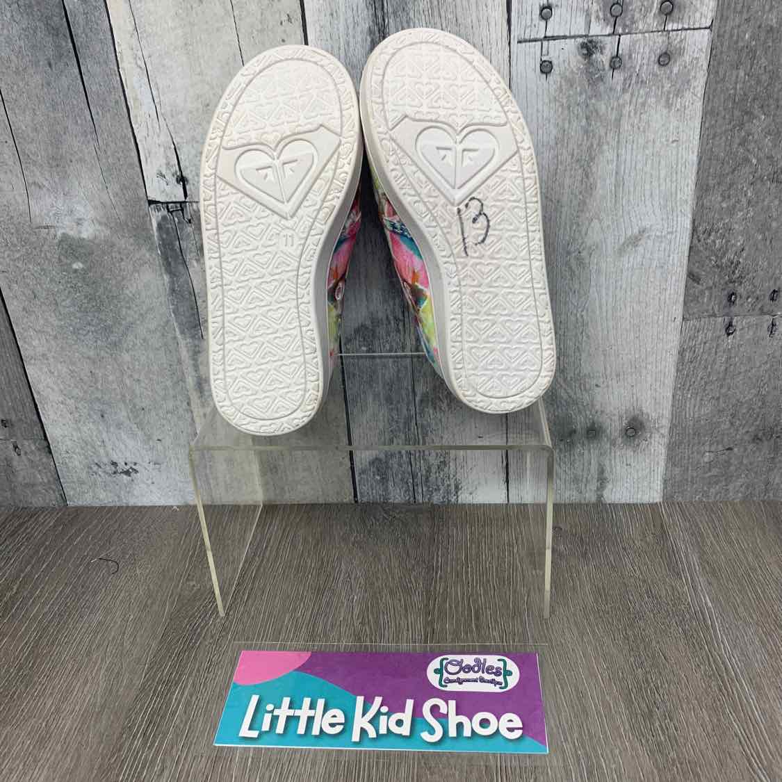Size 11 White/Pink Roxy Loafers