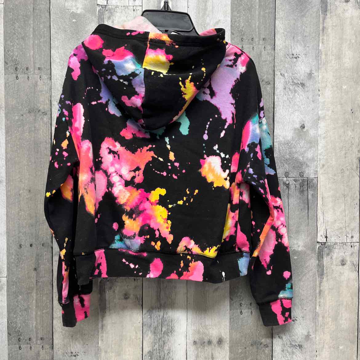 Size Medium Black Print Justice Pull Over