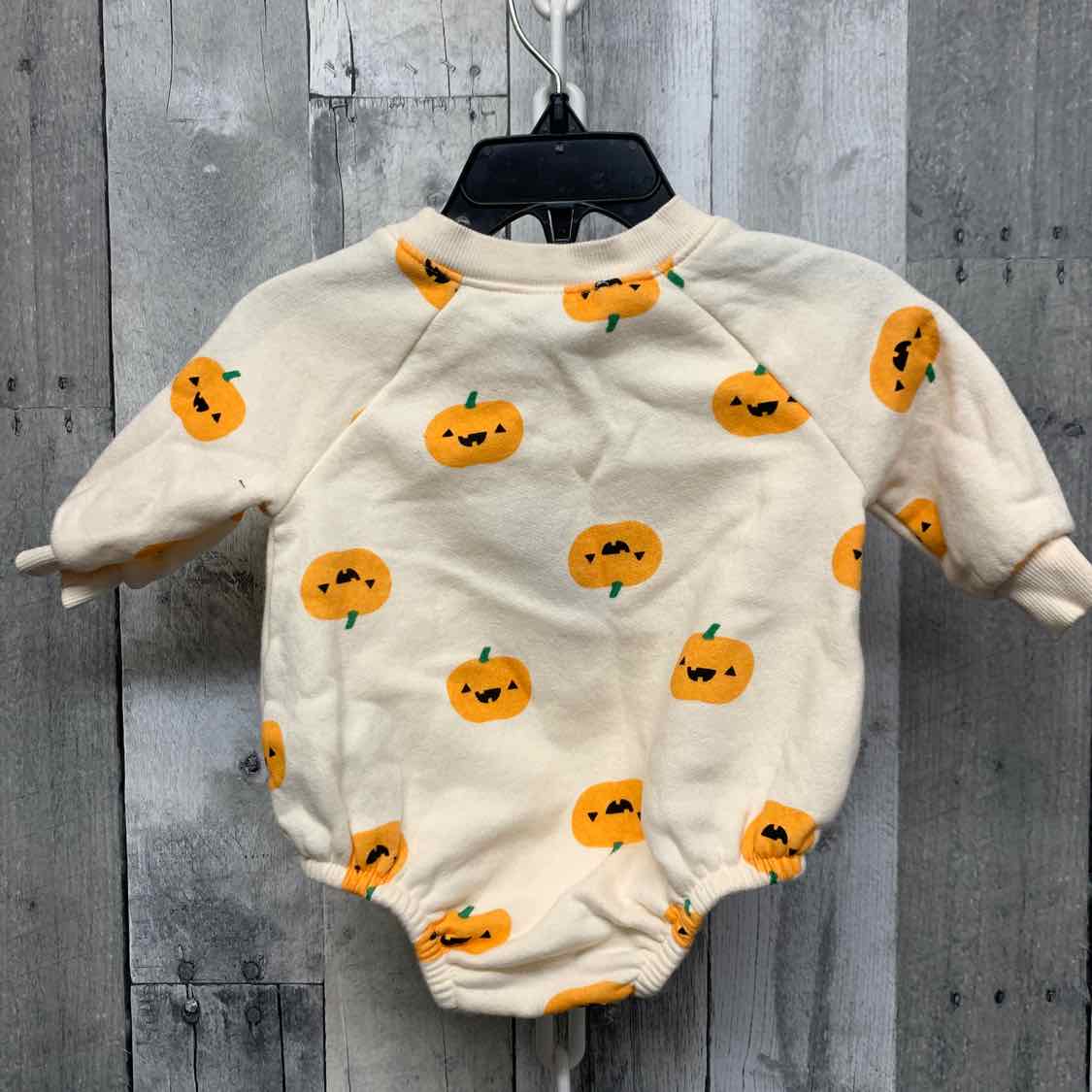 Size 0-3 Months White/Orange Old Navy Romper