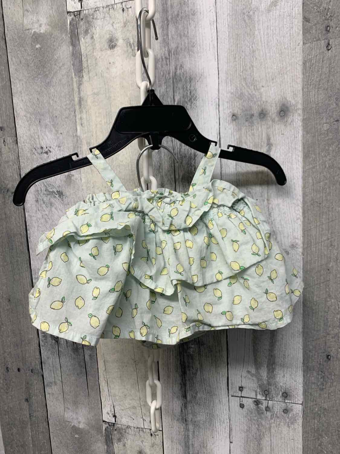 Size Newborn Blue/Yellow Gap Shirt/Shorts