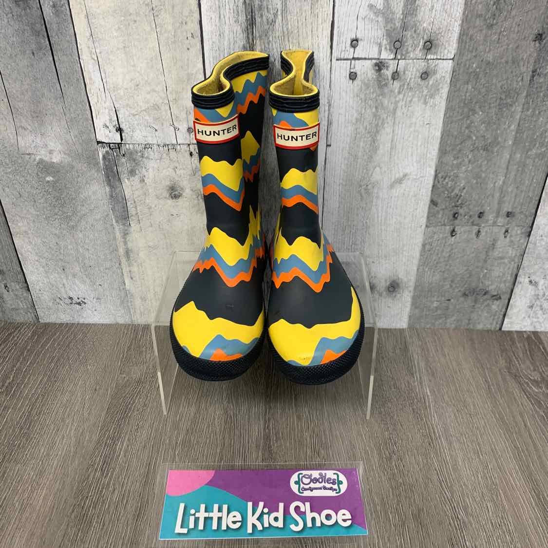 Size 8 Navy/Yellow Hunter Boots