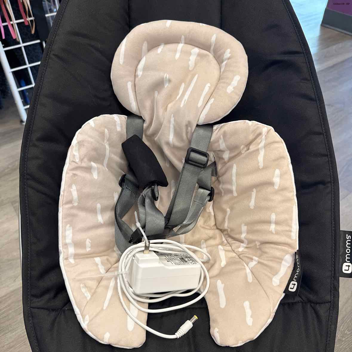 4Moms Black Swing w/ Pwr Plug