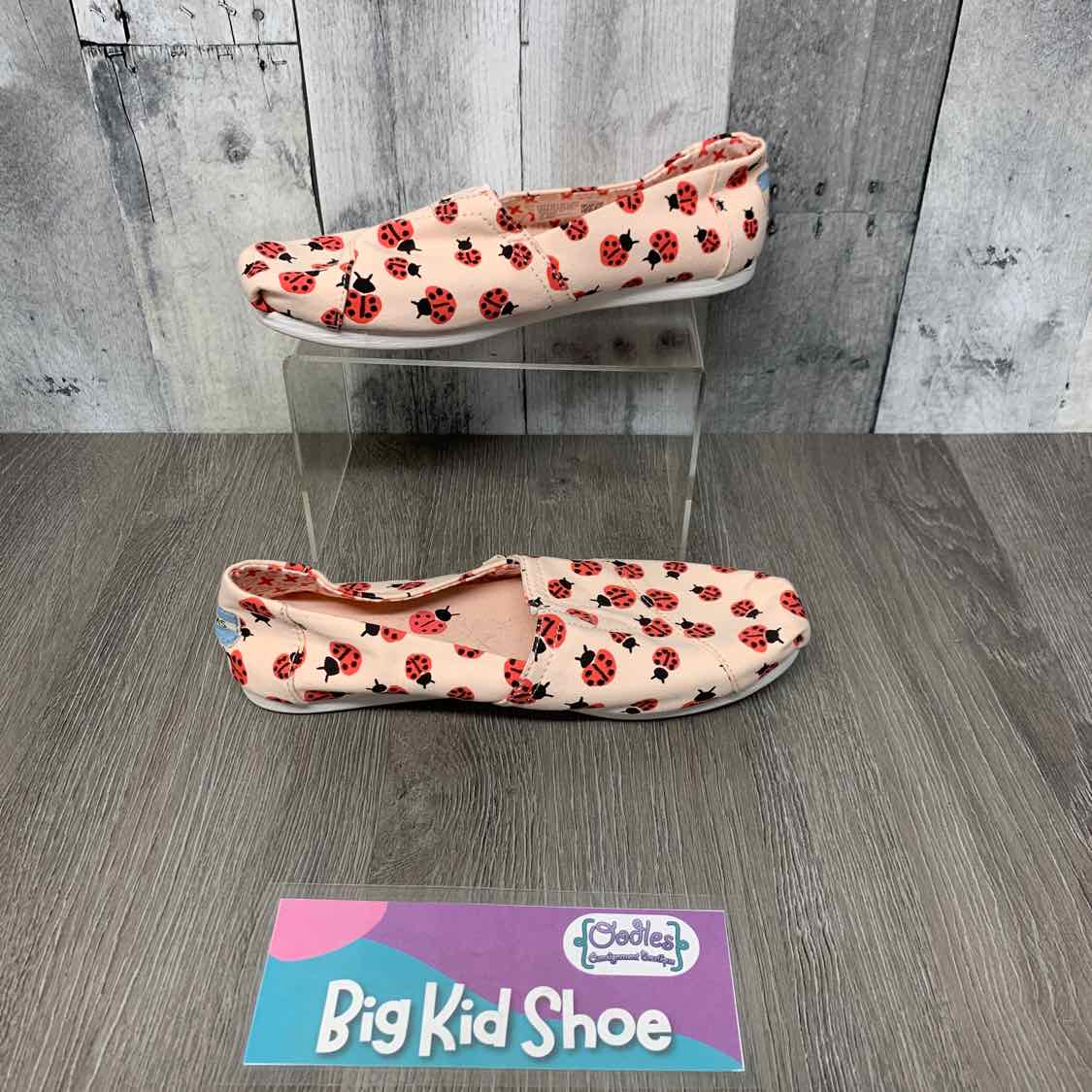 Size 6.5 Pink/Red Toms Sneakers