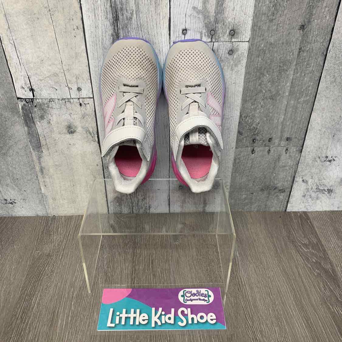 Size 9 Gray/Pink New Balance Sneakers