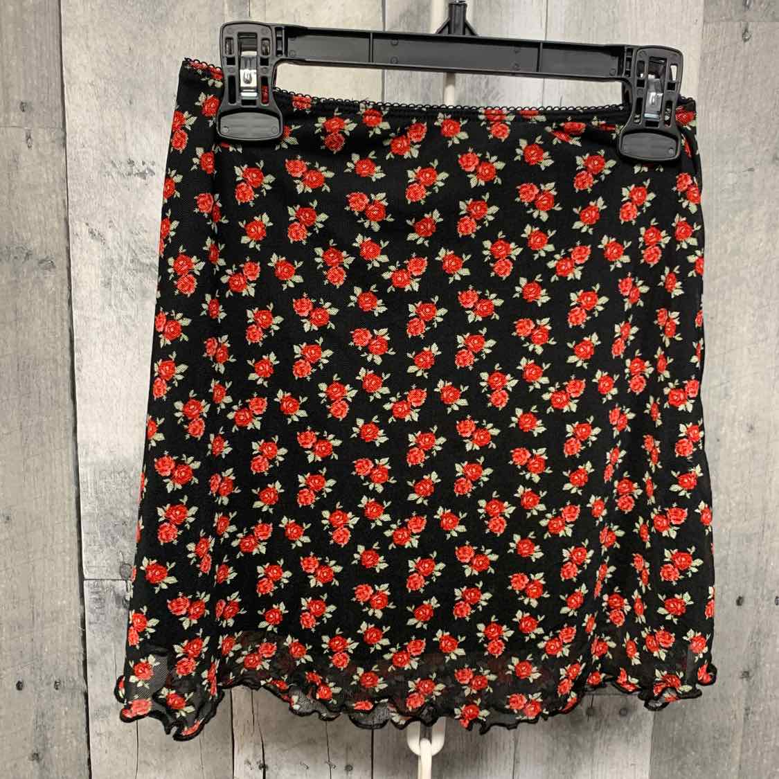 Size 8 Red/Black Art Class Skirt