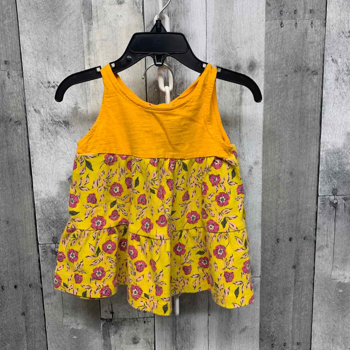 Size 3T Yellow/Pink Carter's Shirt/Shorts