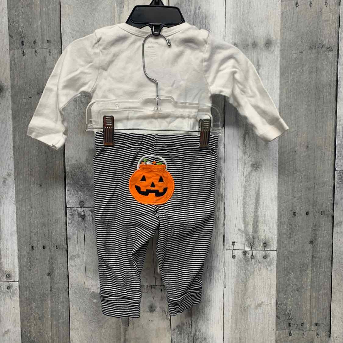 Size 6 Months White/Black Carter's Shirt/Pants