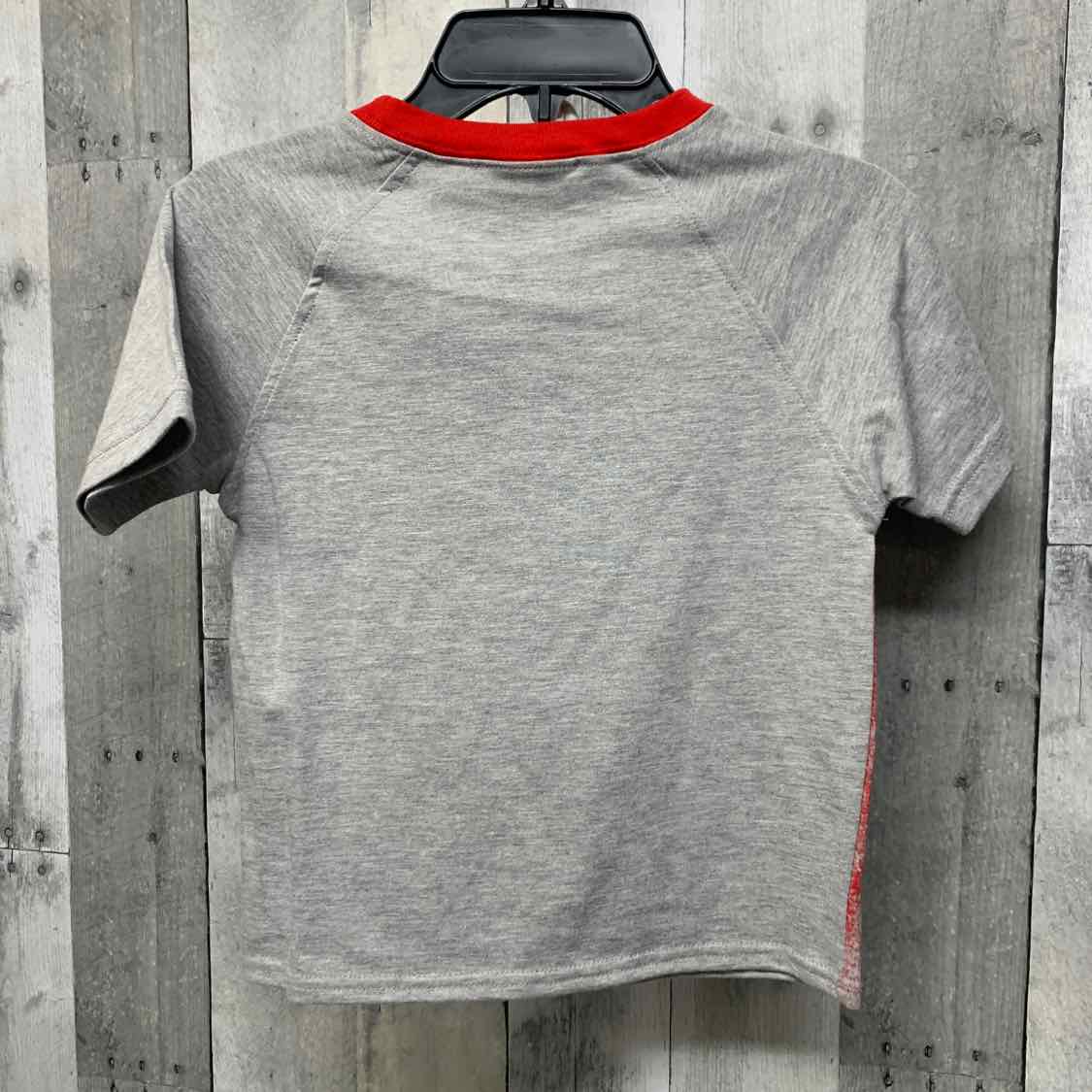 Size 6 Gray/Red Boyz Wear T Shirt