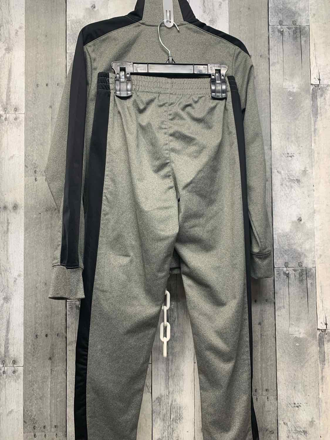 Size Medium Gray/Black Sport Brand Jacket/Pants