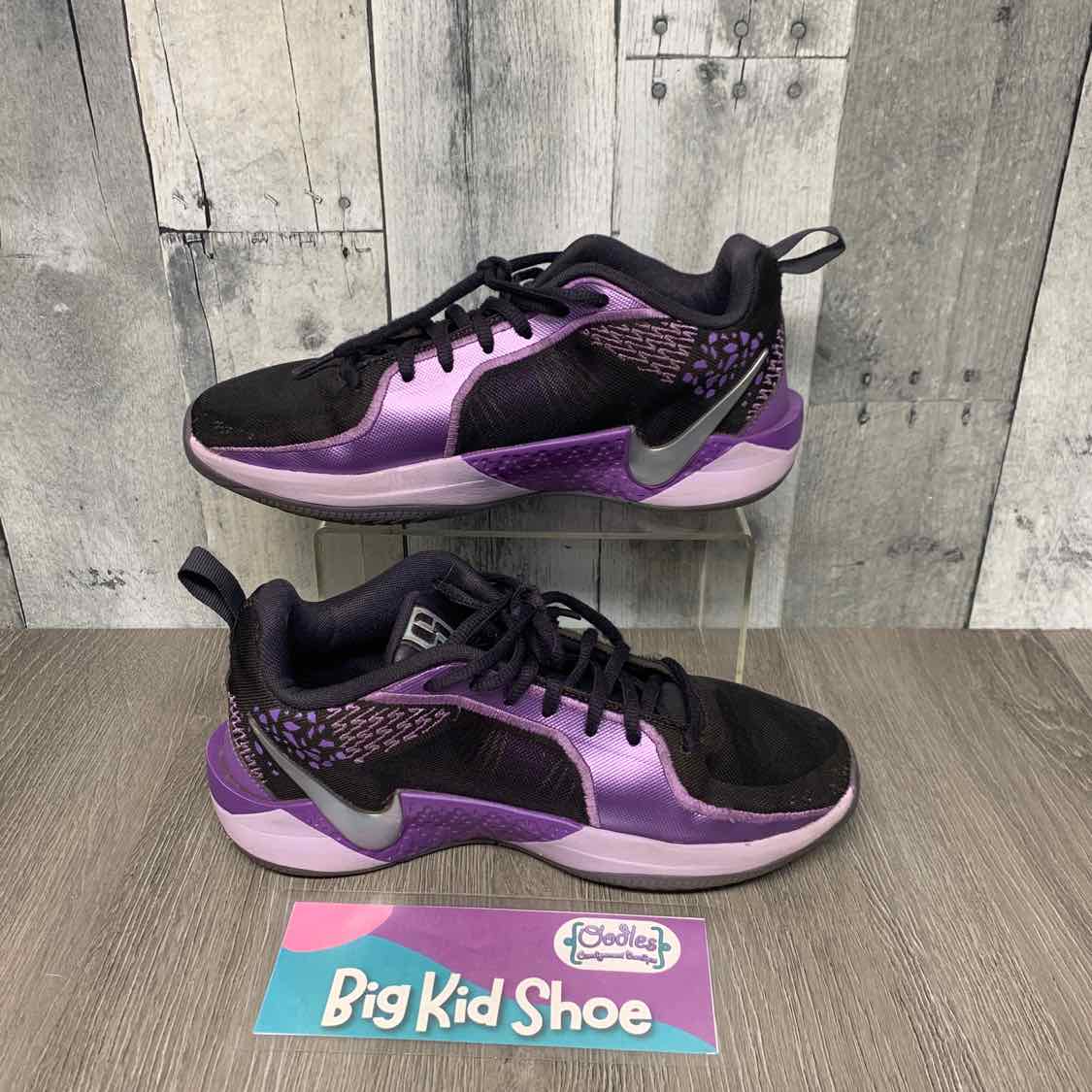 Size 5.5 Purple/Black Sport Brand Sneakers