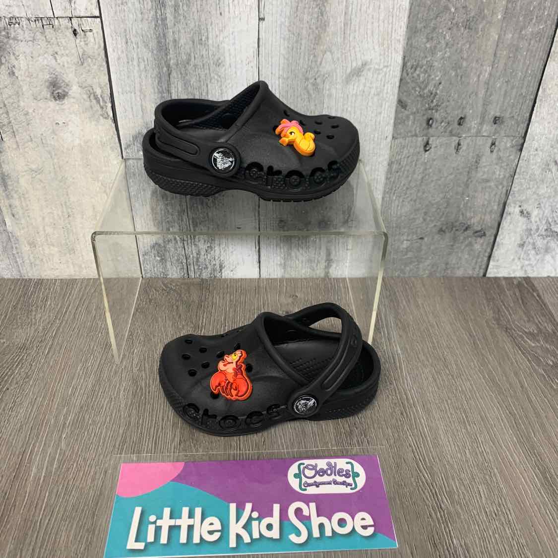 Size 6 Black Crocs Water Shoes