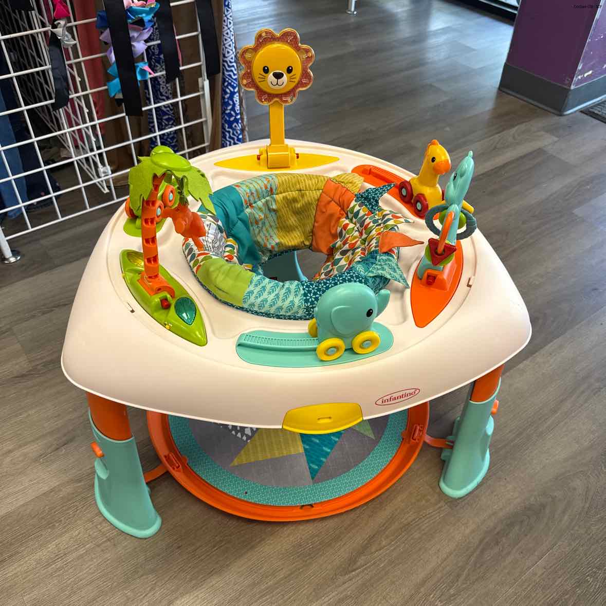 Infantino Orange/Teal Exersaucer