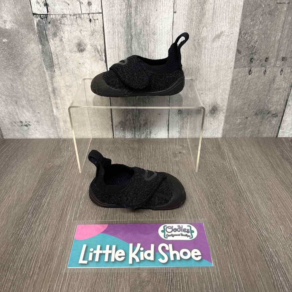 Size 5 Black Sport Brand Sneakers